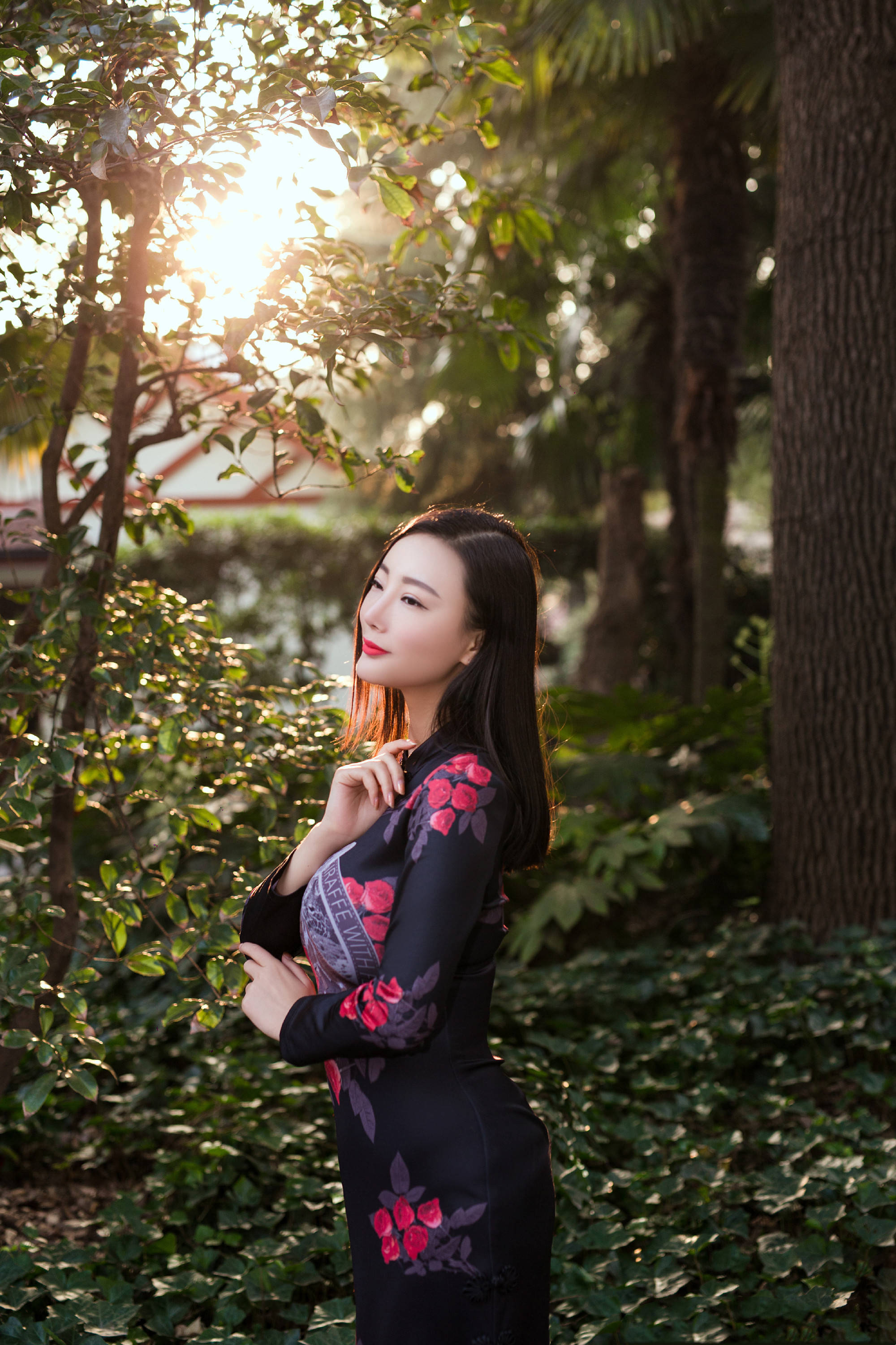 她凭《一路向西》一炮而红,柳岩垂涎三尺的美女,如今却无人问津_王李