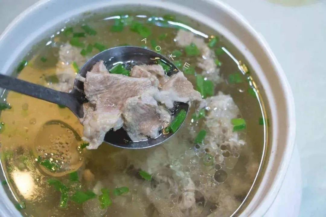 客家猪肉汤三及第鲫鱼汆汤榄角蒸鳊鱼客家鱼生清蒸鲩鱼焖羊肉羊肉煮酒