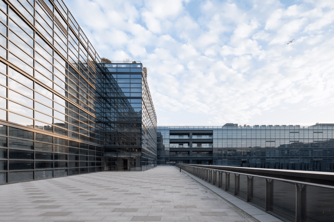 uas理事快讯深圳华森大族激光全球智能制造基地人性化高效运营新园区