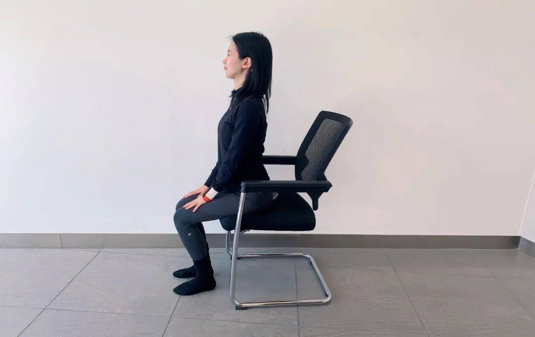 原来坐直并不是脊柱最喜欢的坐姿