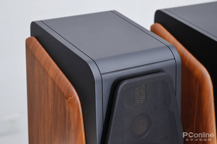 买音箱就要一步到位,惠威m500了解一下!_的设计_低音_单元