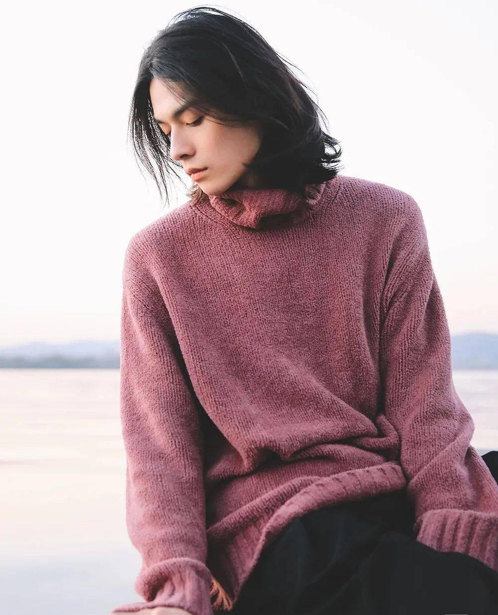 日式慵懒男发型中长发图片