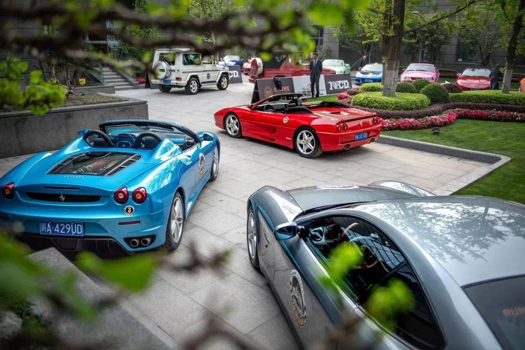 来成都汽车爱好者可以不看熊猫但三和老爷车博物馆不容错过