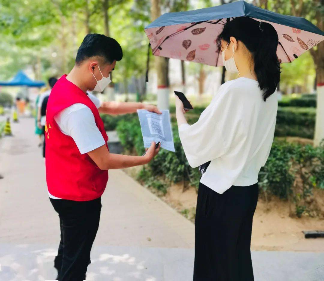 战"疫"志愿红_检测_防控_工作