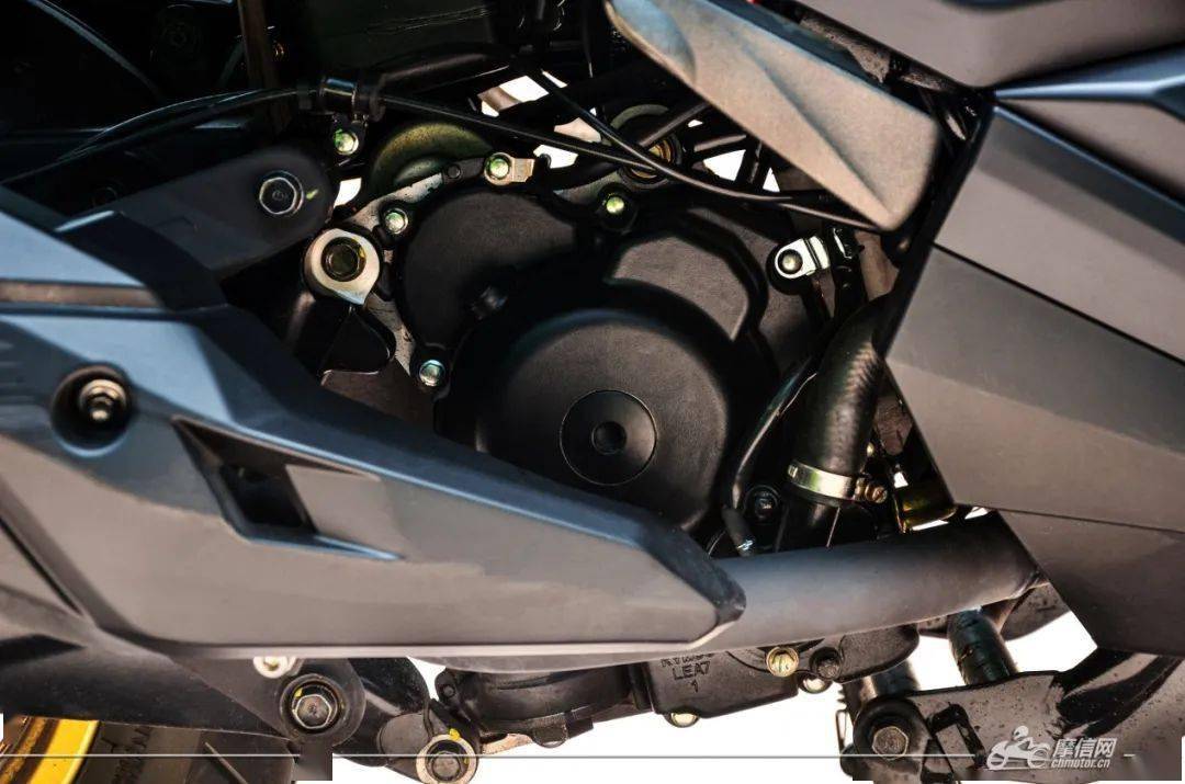 外形吸睛 操控给力——光阳赛艇s250评测