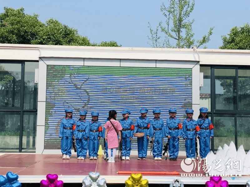 《長征之路》櫻之花幼兒園《狼和小羊》《紅色記憶》小天鵝幼兒園喬治