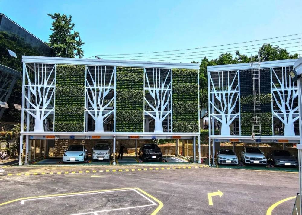 南山立体停车楼建设完工投用_停车场_崇文_群众