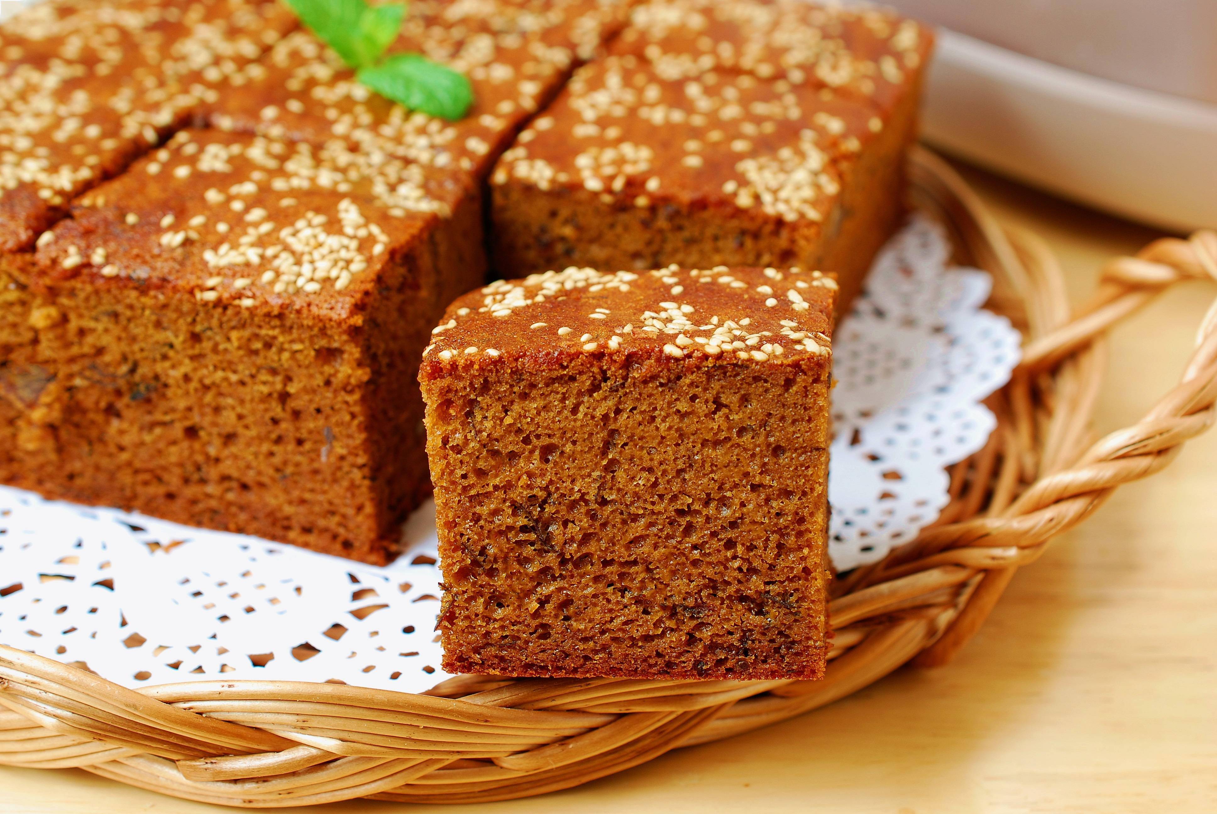 可以说红糖枣糕90%的人都喜欢吃,尤其是中老年人.