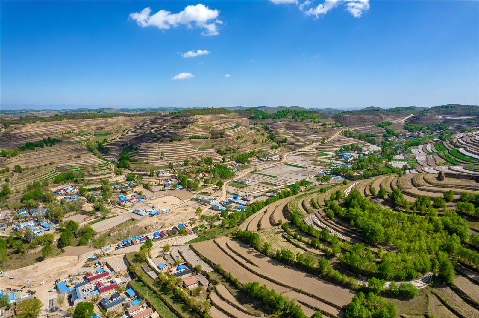 高清大图:【我的村 我的家】瞰中国最美休闲乡村——西吉龙王坝村