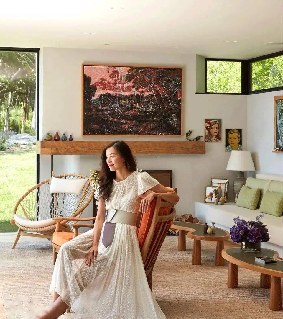 传说,李昕有一个秘密朋友圈,圈子里的每一位好友,每年都能为佳士得的