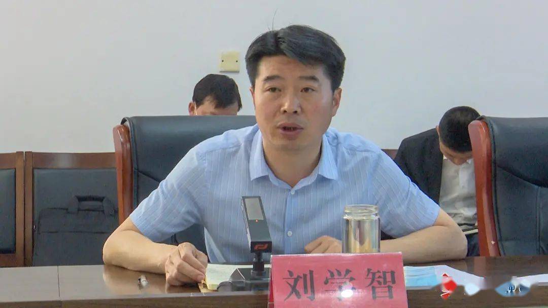 刘学智要求,项目筹建处及相关单位要进一步增强紧迫感和责任感,密切