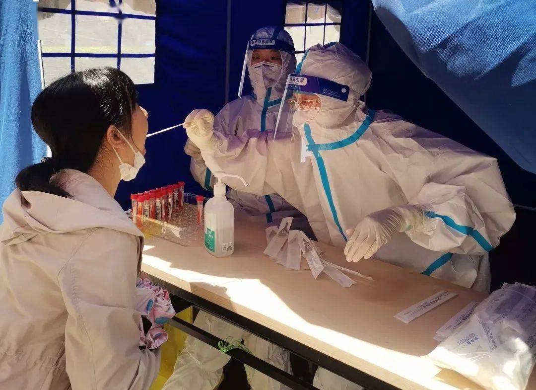 人员紧缺,民族小学书记校长,北京市先进工作者马万成接到上级号召后