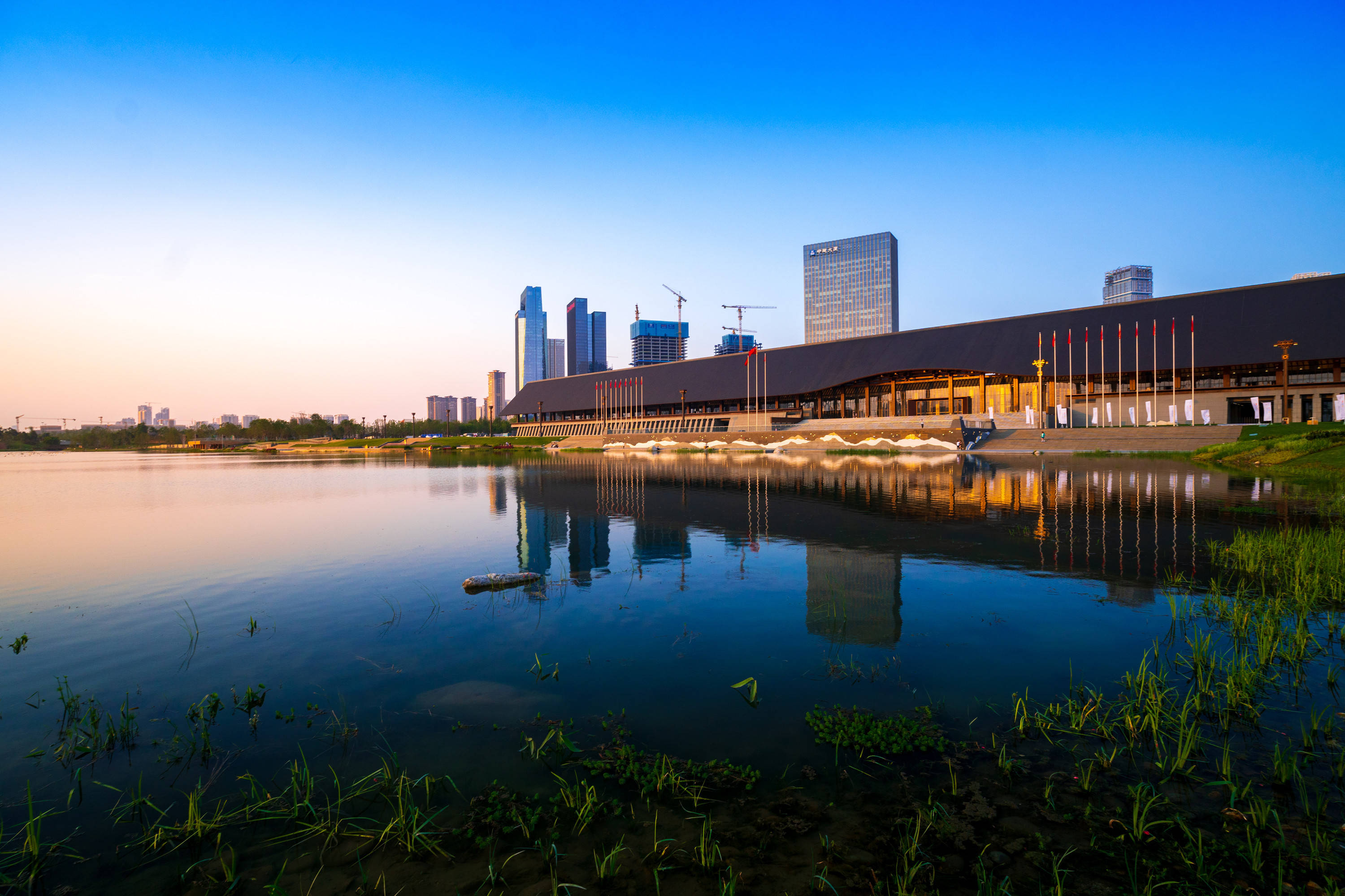 天府国际会议中心 图片来源:四川天府新区提供从"首提地"到"示范区"