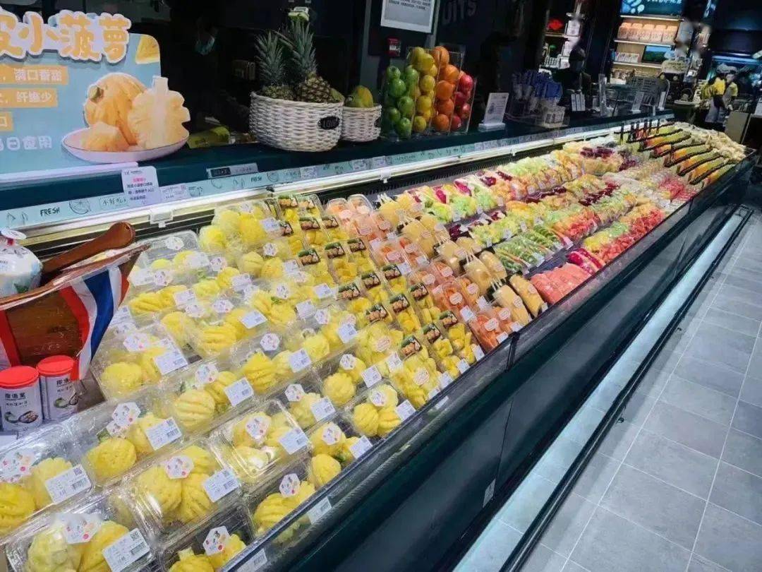 超市鲜切水果陈列让品质看得见