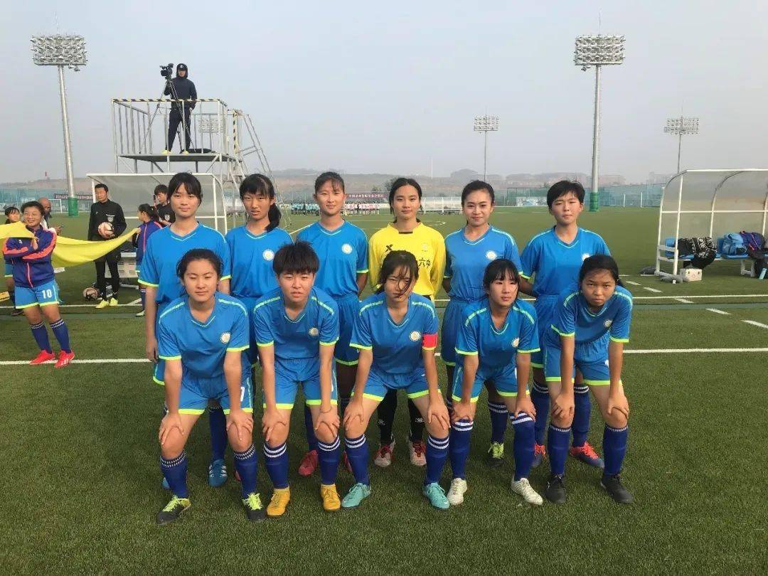 大连市心理健康教育基地校,大连市校本研修示范校,教育部"十五"重点