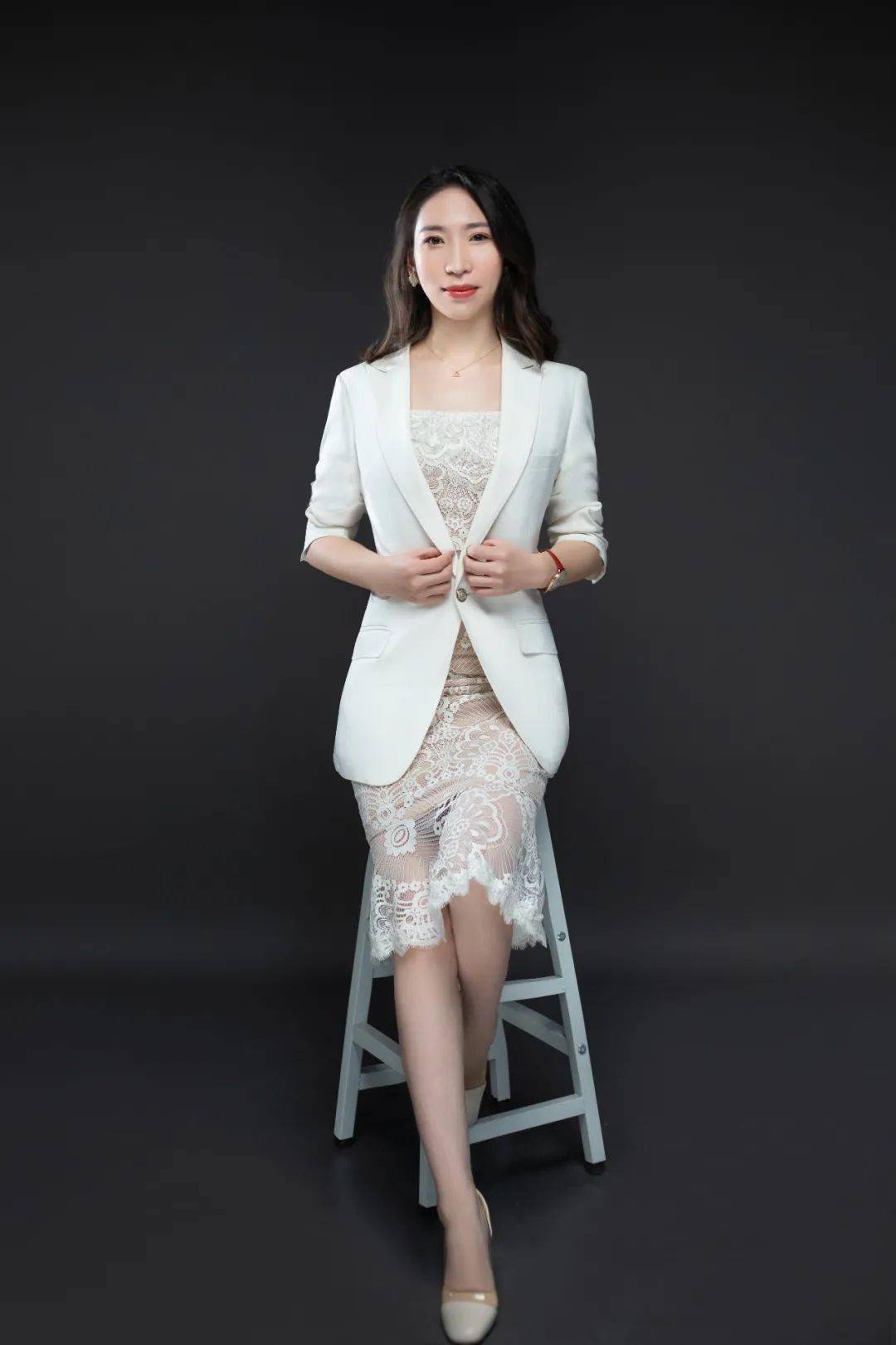 南部县这所学校这些老师的艺术照公开