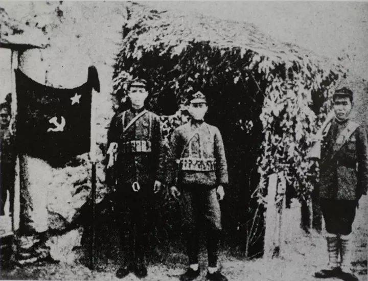 红医故事:白衣将军——游胜华_白求恩_部队_长征