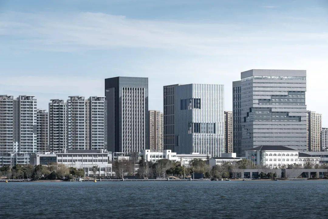 新作常州总部经济区绿创大厦简和建筑