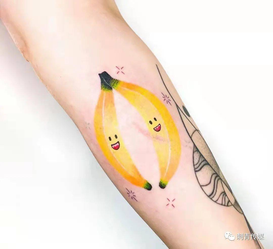香气四溢的香蕉纹身