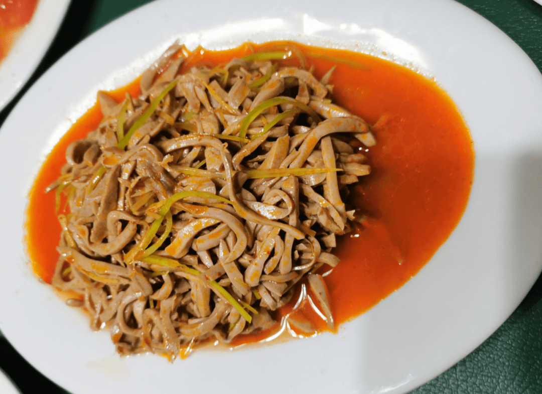 石府温拌腰丝的创新中透着温馨,糟肉里的沁润醉抚人心_陕西_文化_花椒