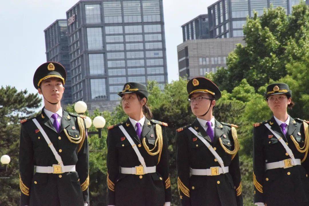 清华大学学生国旗仪仗队举行第八届会操比赛