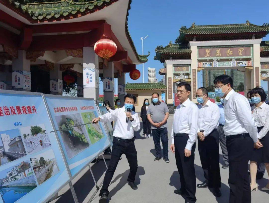 提升文明创建水平 打造"最美侨村"|曾风保到濠江区东湖社区检查指导