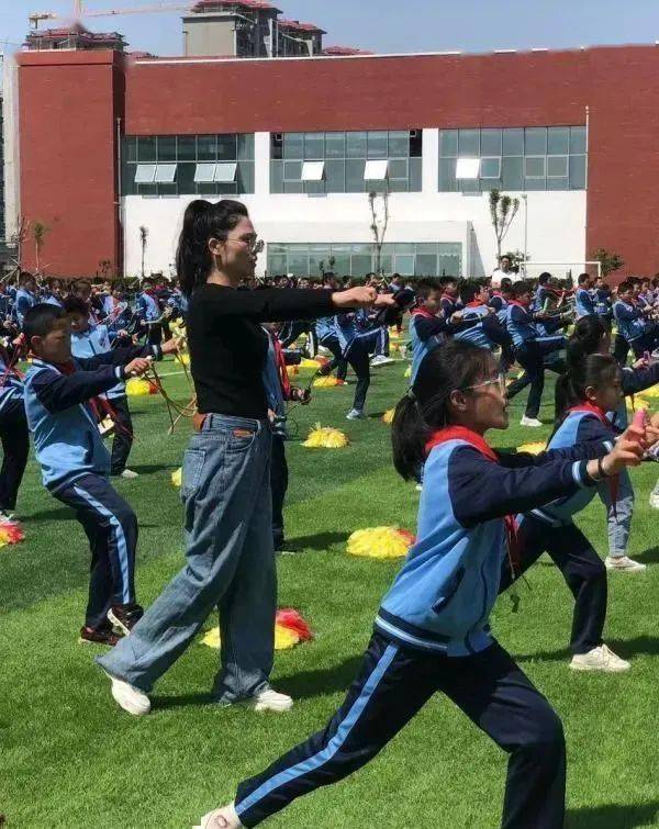 直击现场寿光市弥水未来学校这一幕太燃了