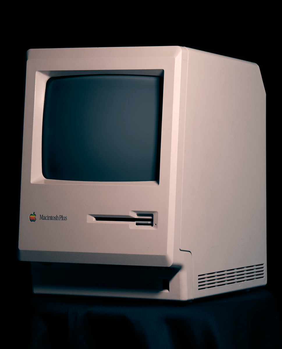 第一代macintosh图片