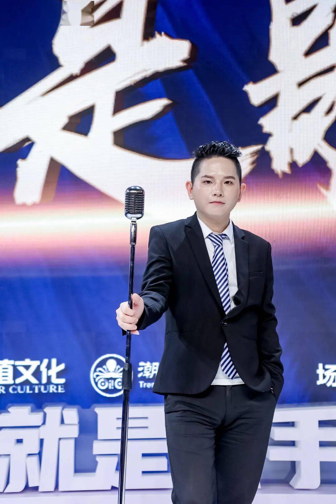 专访这就是歌手深圳最佳人气歌手孙文森拼了才无悔追寻自己的梦想