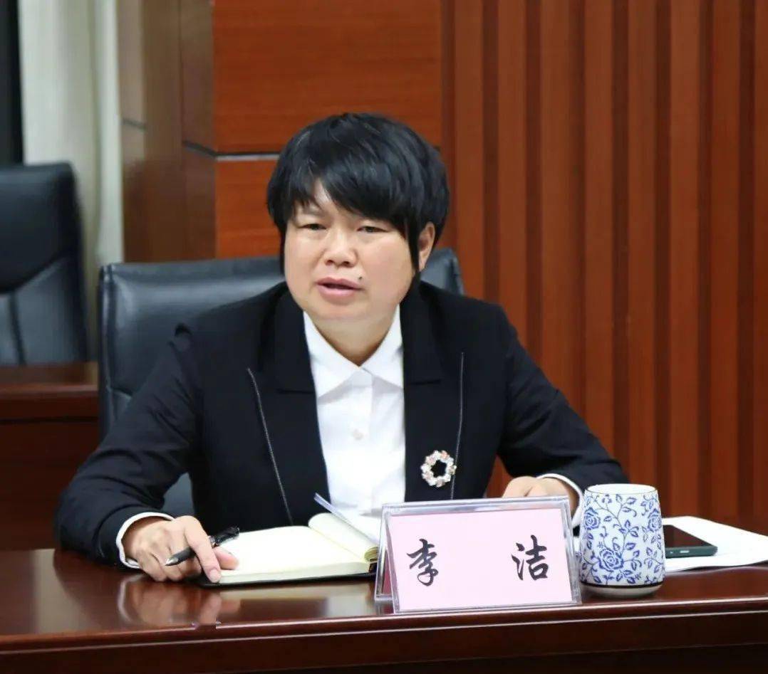 书记李宜涛,中共澄江市委教育工作领导小组副组长,市委宣传部长魏丽萍