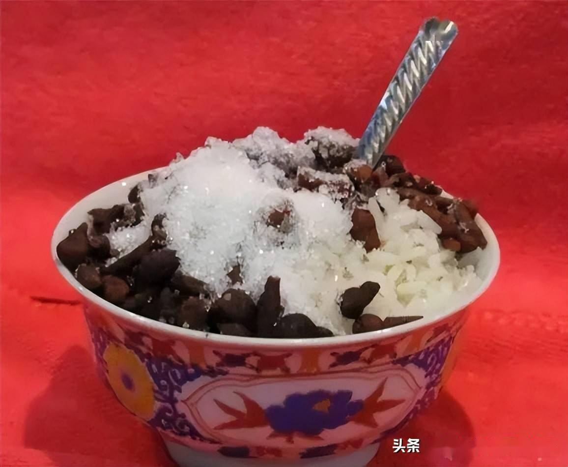 糌粑,酥油茶~蕨麻米饭,蕨麻猪肉藏包,筏子