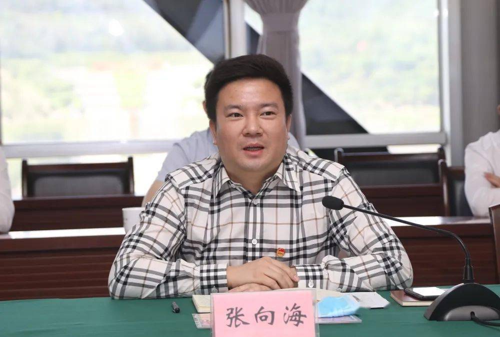 邹平市庆祝中国共产主义青年团成立100周年座谈会召开