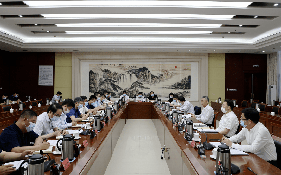 区委教育工作领导小组召开会议推动教育高质量发展