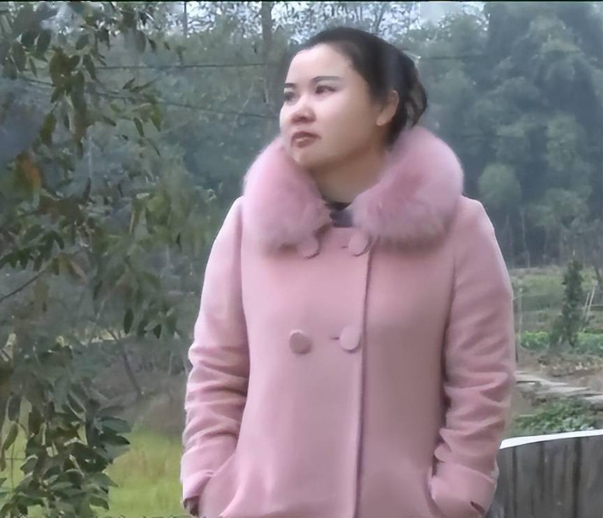 听重庆方言,感觉很熟悉,2年后回重庆找到失散33年生母_王琼_女儿_姚杰