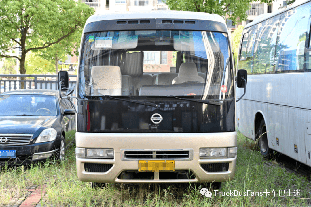 不输丰田考斯特却渐渐没落的日产碧莲中巴