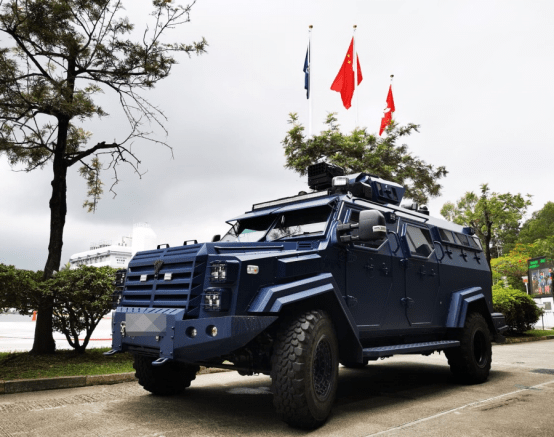 港媒香港警方购入国产剑齿虎装甲车预计6月投入使用