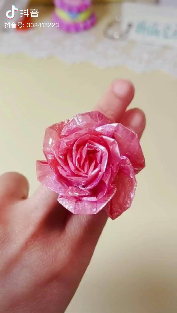 520手工糖纸做的玫瑰花也太甜了吧520可以送给女神快艾特你的闺蜜给你