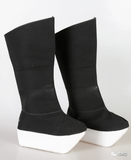 戏曲中的鞋子居然有这么多种