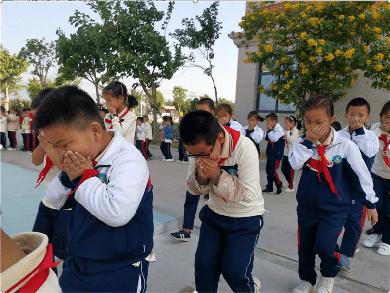 廈門市新圩學校始建於1959年,歷經半個多世紀的風雨洗禮,一代代師生