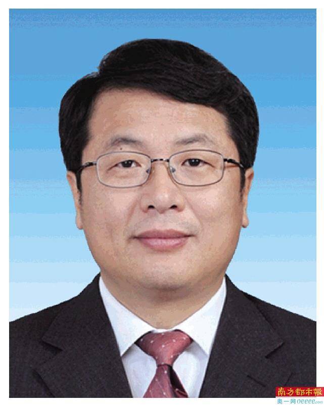 中共广东省第十三届委员会常委简历