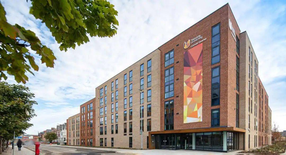 提赛德大学曾投资2350万英镑建立了动作捕捉实验室,录音棚,动画后期