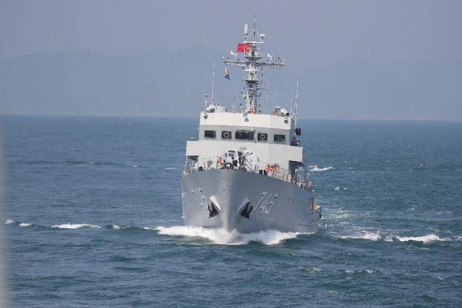 砺剑南海 | 多舰艇开展反水雷专攻精练_常熟舰_任务_战区