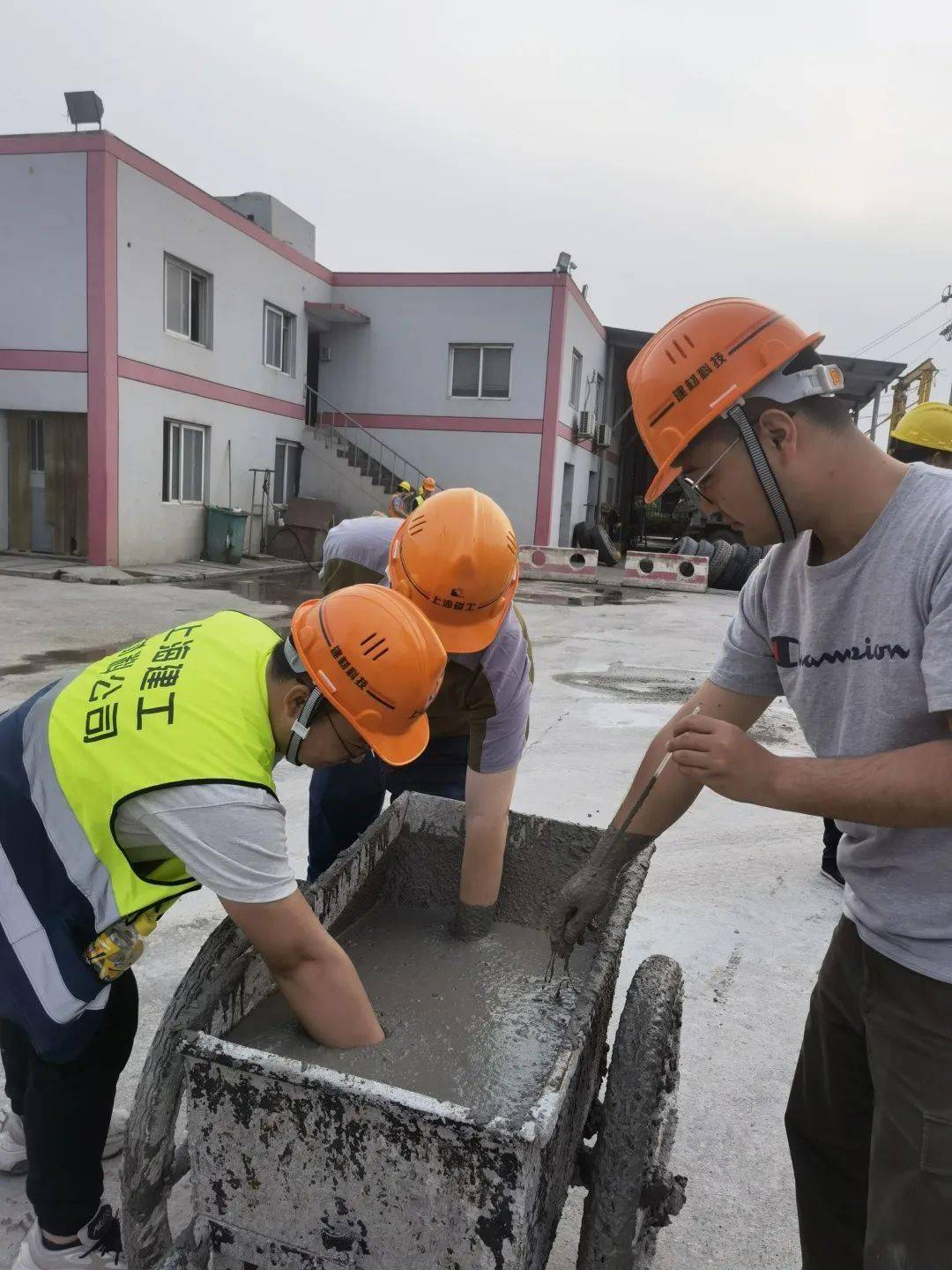 特别关注湖州新开元高品质砂石骨料助力318米的浙北第一高楼c70混凝土