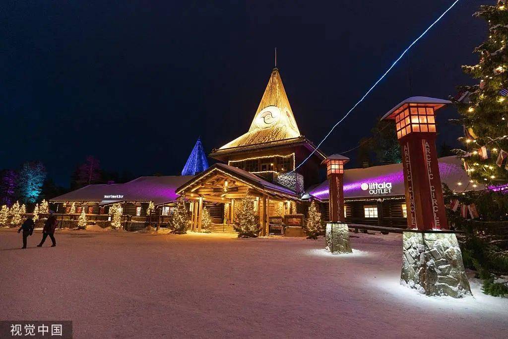 当地时间2020年12月18日,芬兰罗瓦涅米,圣诞老人村被称作"圣诞老人的