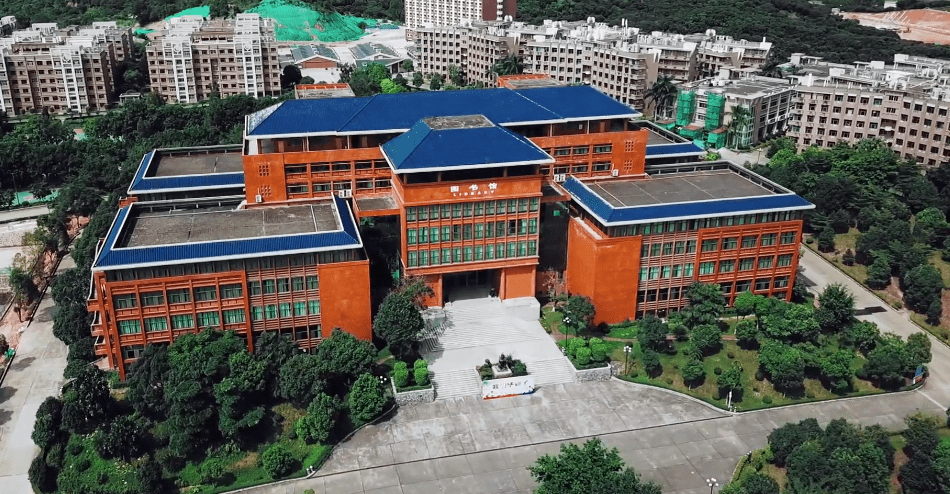 华立学院图书馆图片