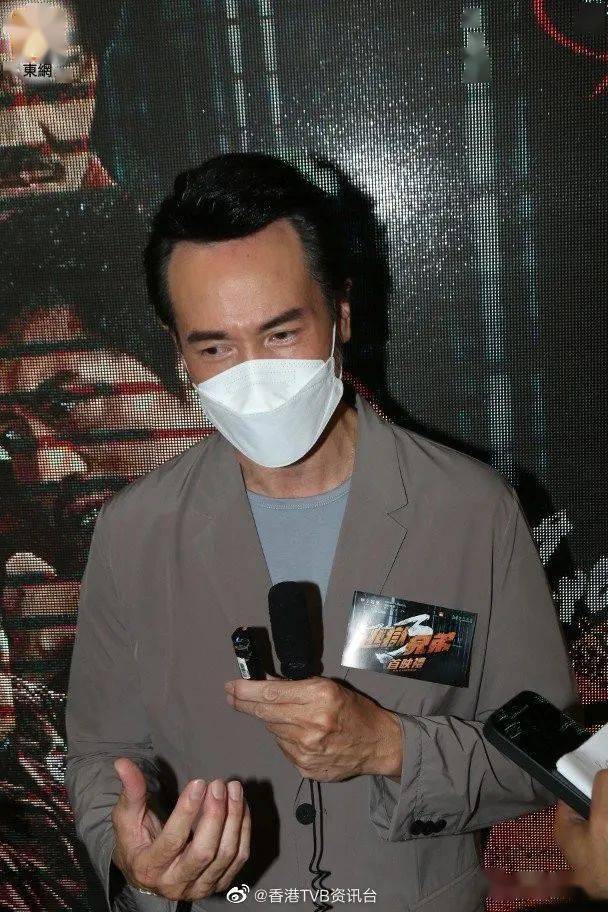 被郭晋安扯口罩!陈豪回应并讲好话:是一个友善的举动!_节目_疫情_访问