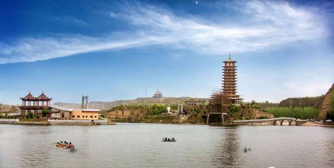 永乐湖位于永丰镇,原名大峪河,近年来通过整体规划修建,依次建成了