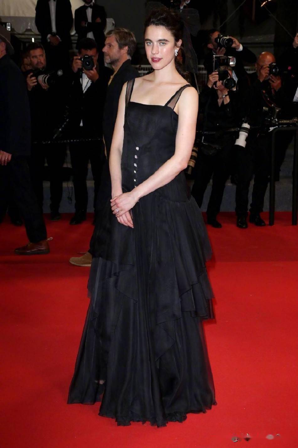 《人物》杂志报道:演员玛格丽特·库里(《好莱坞往事》《女佣》)和