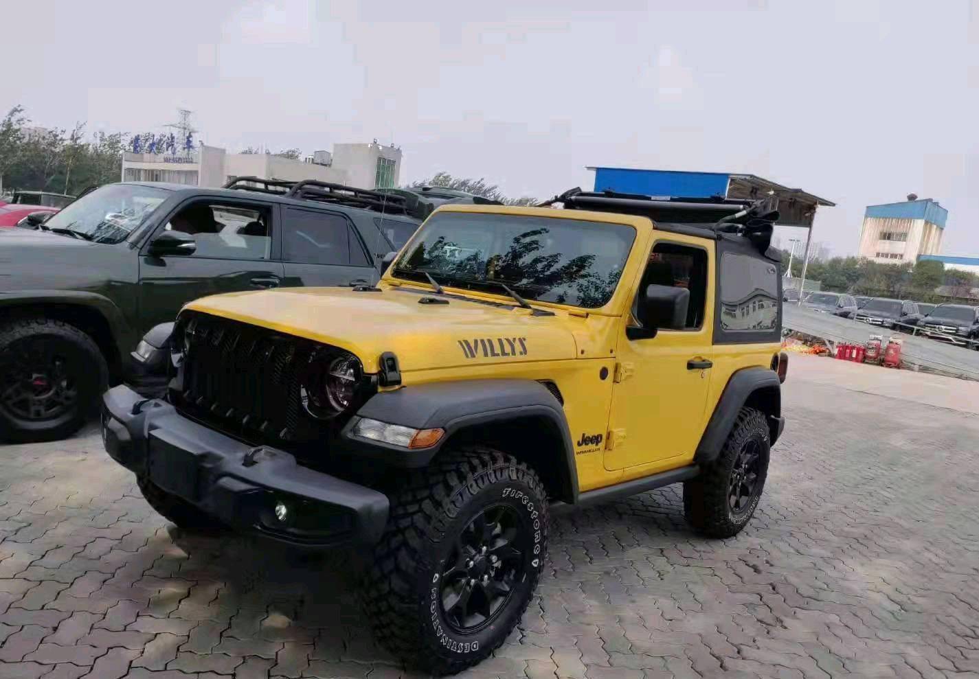 jeep牧马人威利斯版进港炫酷又前卫20t8at软顶更帅气