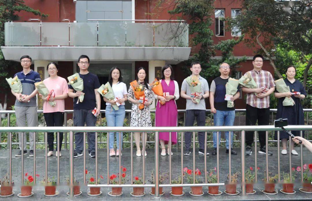 涵泳德育无锡市东林中学第四届三节同庆之做幸福的班主任
